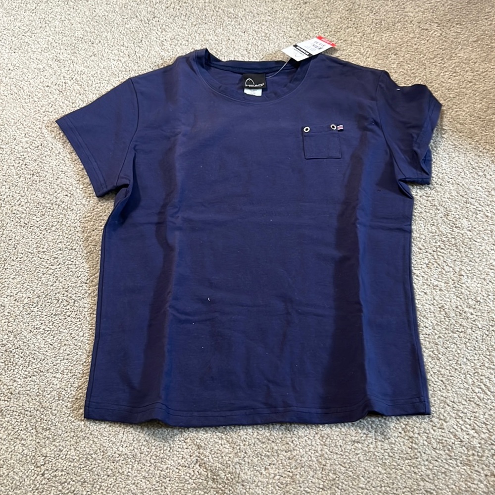 Tee shirt with pocket